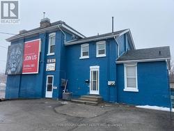 208 MARKET STREET  Brantford, ON N3T 3A8