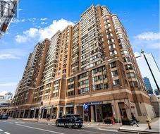 1701 - 44 GERRARD STREET W  Toronto, ON M5G 2K2