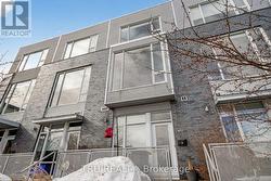 68 STONEHURST AVENUE  Ottawa, ON K1Y 1R5