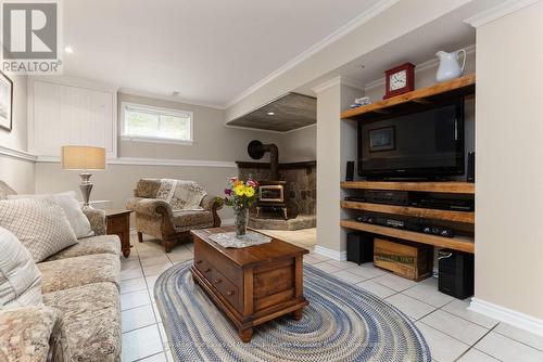 43 Maple St, Seguin, ON - Indoor Photo Showing Living Room With Fireplace