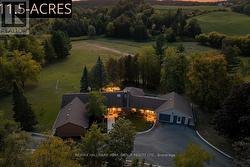 3815 KING ROAD  King, ON L7B 1K4