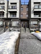 6 - 118 MICHAEL STOQUA STREET  Ottawa, ON K1K 4E4
