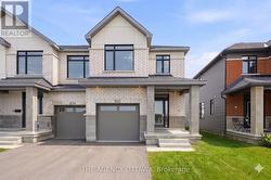 1132 SPOOR STREET  Ottawa, ON K2K 1X7