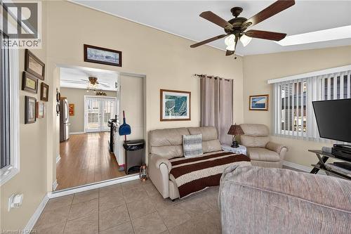 87 Lakeshore Road, Haldimand, ON - Indoor