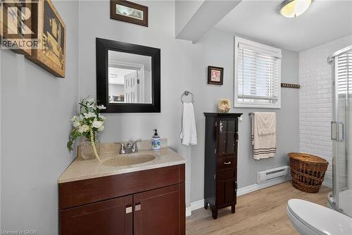 87 Lakeshore Road, Haldimand, ON - Indoor Photo Showing Bathroom