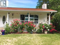 Front porch - 