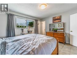 Primary bedroom - 