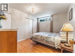 Bedroom down - 