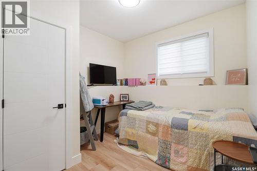 711 Nightingale Road, Saskatoon, SK - Indoor Photo Showing Bedroom