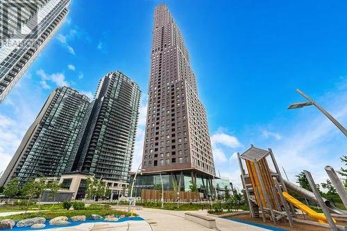 2404 - 2920 HIGHWAY 7  Vaughan, ON L4K 0P4