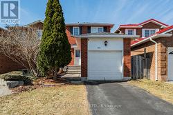 109 WHITNEY PLACE  Vaughan, ON L4J 6V6