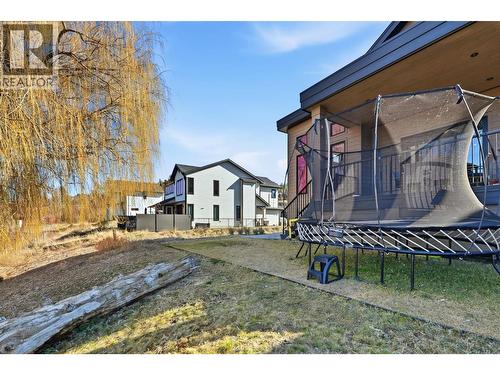 940 Bull Crescent, Kelowna, BC - Outdoor