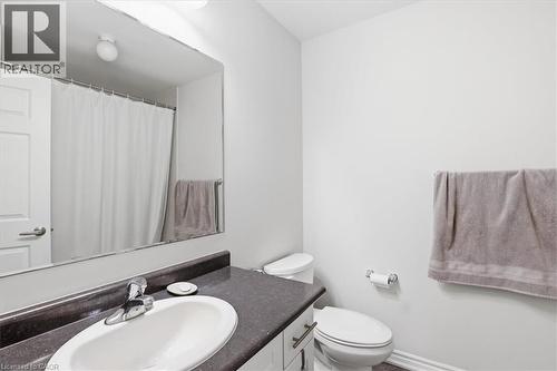162 West Oak Trail, Kitchener, ON - Indoor Photo Showing Bathroom