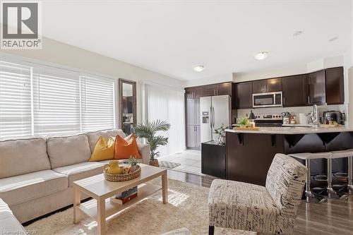 162 West Oak Trail, Kitchener, ON - Indoor Photo Showing Living Room