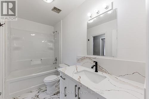 55 Glovers Road E, Oshawa, ON - Indoor Photo Showing Bathroom