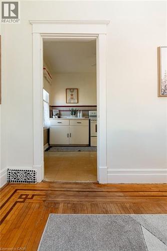 58 Edgemont Street N, Hamilton, ON - Indoor