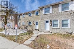 184 WESTCOURT Place  Waterloo, ON N2L 2R7