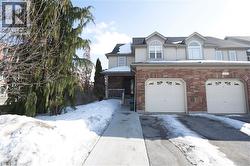 147 DUBRICK Crescent  Kitchener, ON N2E 4G3