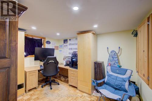 2nd Main Floor Bedroom/Office - 8539 Concession 8, Mapleton, ON - Indoor