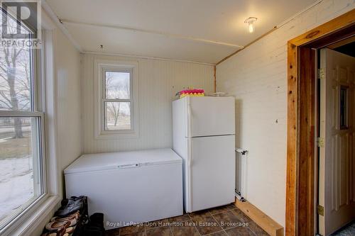 8539 Concession 8, Mapleton, ON - Indoor Photo Showing Laundry Room