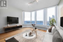 2104 - 1 PALACE PIER COURT  Toronto, ON M8V 3W9