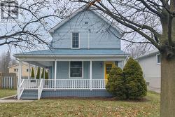 32 MCNICHOL AVENUE  Quinte West (Trenton Ward), ON K8V 2R6