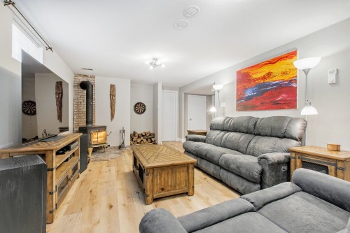 Salle familiale - 1817 Rue Delorme, Laval (Vimont), QC - Indoor Photo Showing Other Room