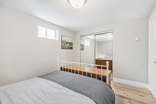 Chambre à coucher - 1817 Rue Delorme, Laval (Vimont), QC - Indoor Photo Showing Bedroom