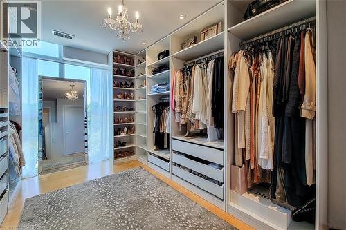 551 Maple Avenue Unit# 607, Burlington, ON - Indoor With Storage