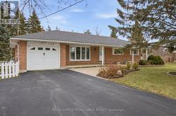 138 BURNS AVENUE Quinte West (Sidney Ward), ON K8R 1G3