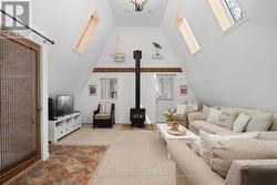 1073 CEDAR BEACH ROAD  Bracebridge, ON P1L 1W8