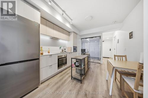1314 - 1 Jarvis Street, Hamilton, ON - Indoor Photo Showing Kitchen