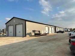 19 733 North Link Road  Ile Des Chenes, MB R0A 0T1