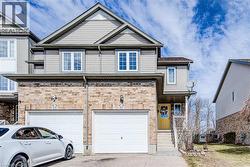 17 RED CLOVER Crescent  Kitchener, ON N2E 4G6