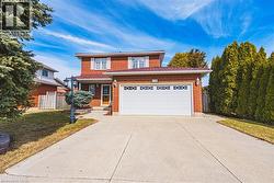 110 HIGHBURY Drive  Stoney Creek, ON L8J 3P4