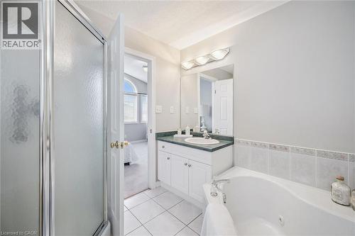 6 Keller Crescent, Kitchener, ON - Indoor Photo Showing Bathroom