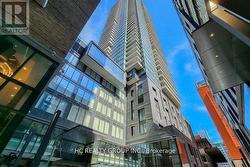 2801 - 125 BLUE JAYS WAY E  Toronto, ON M5V 0N5