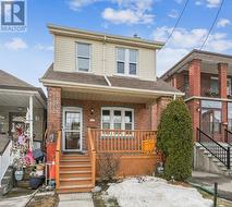 101 ROGERS ROAD  Toronto, ON M6E 1P4