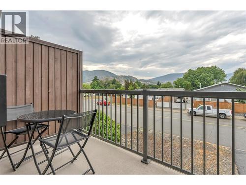 2494 Cornwall Drive, Penticton, BC - Outdoor With Exterior
