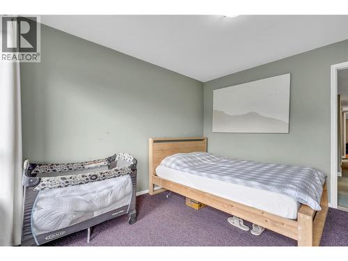 2494 Cornwall Drive, Penticton, BC - Indoor Photo Showing Bedroom