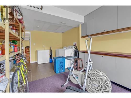 2494 Cornwall Drive, Penticton, BC - Indoor