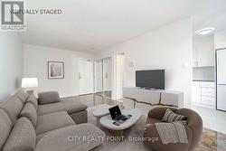 713 - 33 ISABELLA STREET  Toronto, ON M4Y 2P7