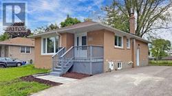 133 B HARRISON DRIVE  Newmarket, ON L3Y 4P5
