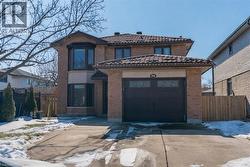 404 STONE CHURCH Road E Unit# Lower  Hamilton, ON L9B 2A1