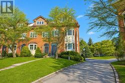 63 TRADEWIND DRIVE Oakville, ON L6L 6K8