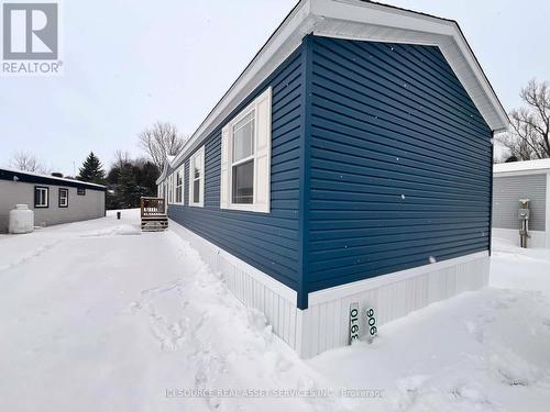 8910 LYNNWOOD PARK PRIVATE  Ottawa, ON K0A 1V0