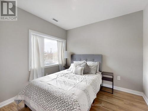 305 - 77 WILLIAM STREET N , Kawartha Lakes, Ontario K9V 4A2 5