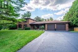 3918 MADDAUGH ROAD  Puslinch, ON N0B 2J0