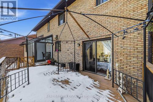 39 Templer Drive, Hamilton, ON - Outdoor With Exterior