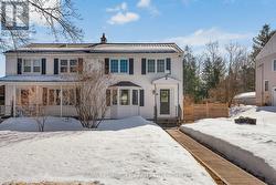 28 LE CARON STREET  Deep River, ON K0J 1P0